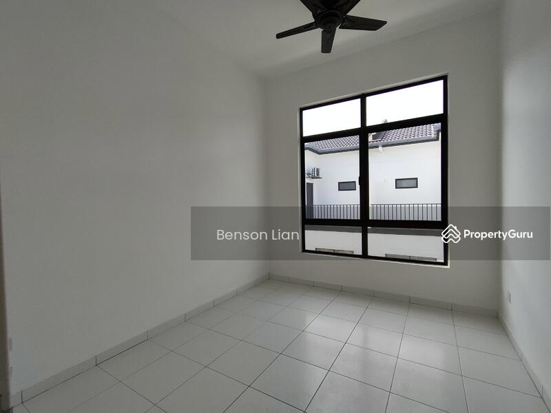 2-storey Terraced House for Sale in Bandar Puncak Alam (Puncak Alam) - Benson Lian - PropertyGuru.com.my