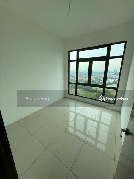 For Rent - Molek Pulai