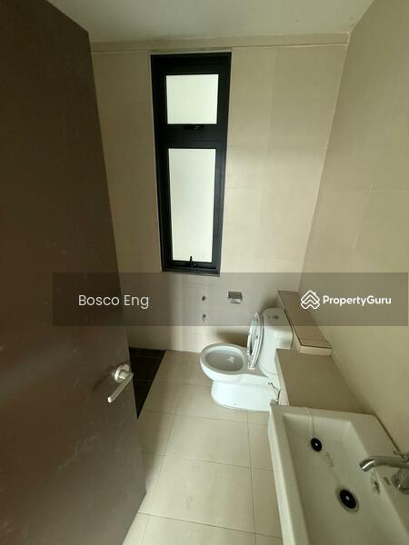 For Rent - Molek Pulai