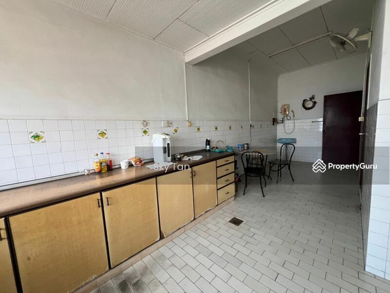 For Sale - Terraced House at Taman Pelangi