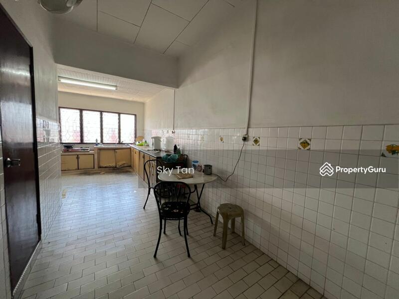 For Sale - Terraced House at Taman Pelangi
