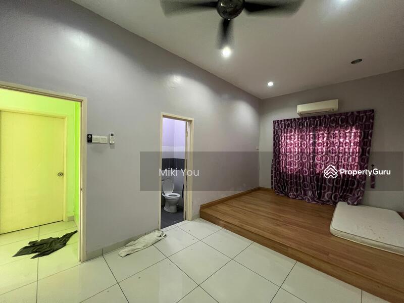 For Sale - Semi-Detached House at Sungai Manggis