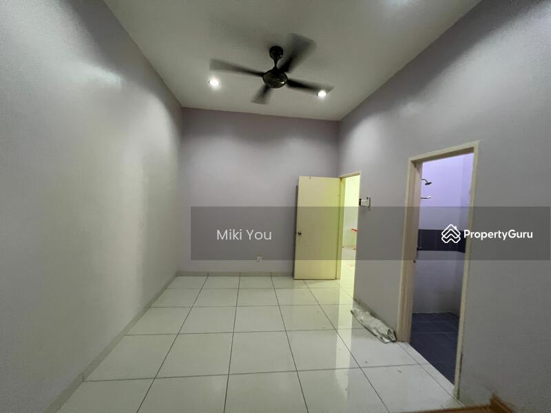 For Sale - Semi-Detached House at Sungai Manggis