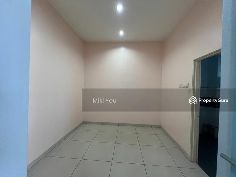 For Sale - Semi-Detached House at Sungai Manggis