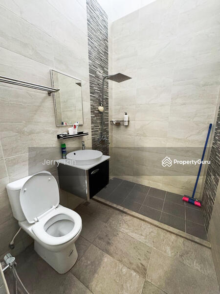 For Rent - 2 storey terrace house pantai jerjak