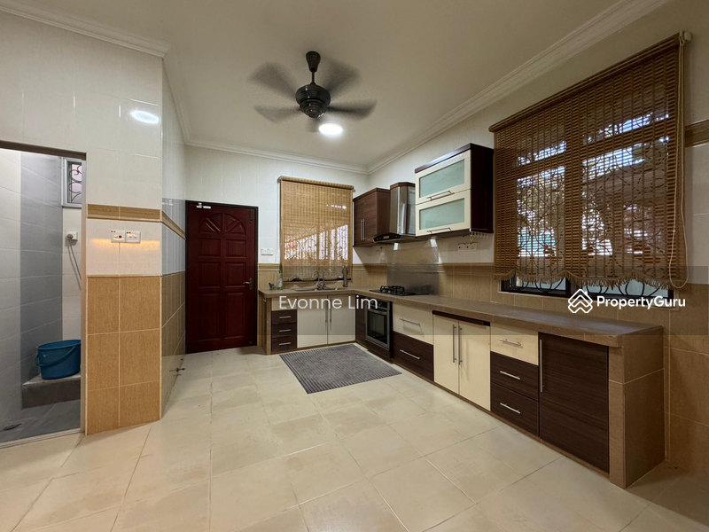 For Sale - Semi-Detached House at Taman Jawi Jaya