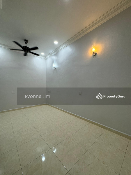 For Sale - Semi-Detached House at Taman Jawi Jaya