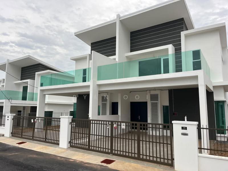Semi-Detached House for Sale in Tmn Perindustrian Bukit Kayu Hitam (Bukit Kayu Hitam) - Ryan Ooi - Exterior - PropertyGuru.com.my
