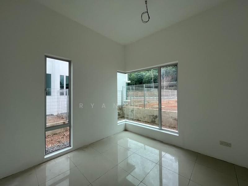 Semi-Detached House for Sale in Tmn Perindustrian Bukit Kayu Hitam (Bukit Kayu Hitam) - Ryan Ooi - Interior - PropertyGuru.com.my