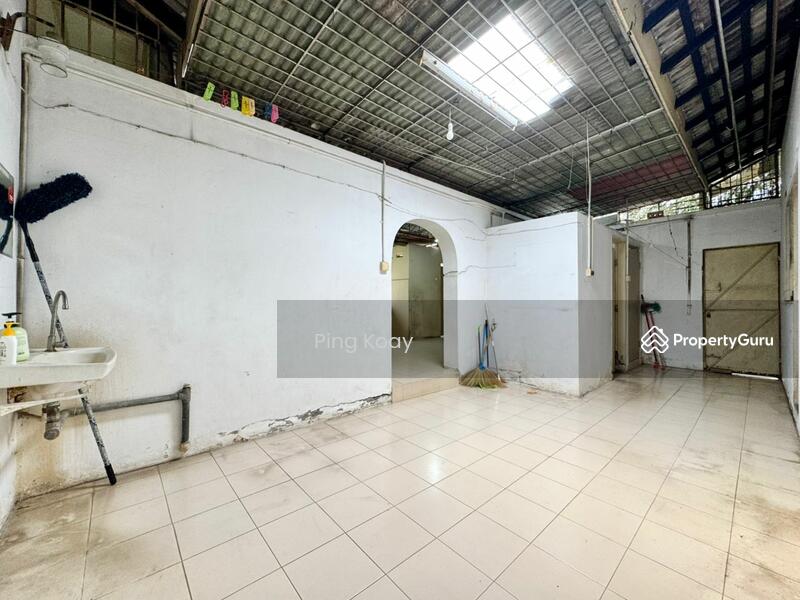 For Rent - Semi-Detached House at Mount Erskine