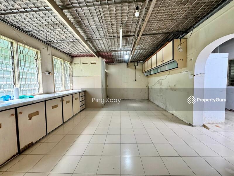 For Rent - Semi-Detached House at Mount Erskine