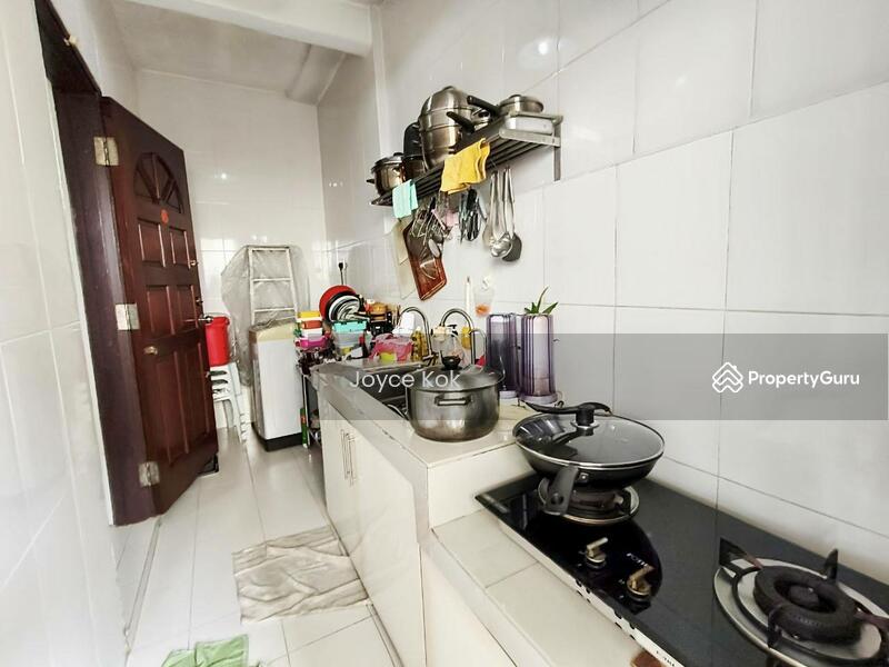 Wet Kitchen