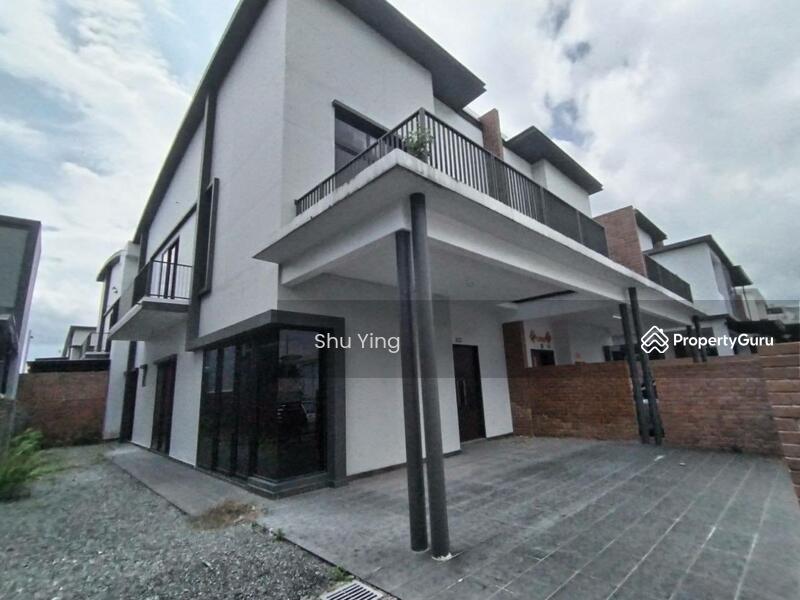 For Sale - Kulai Tama Tropika Double Storey Cluster House