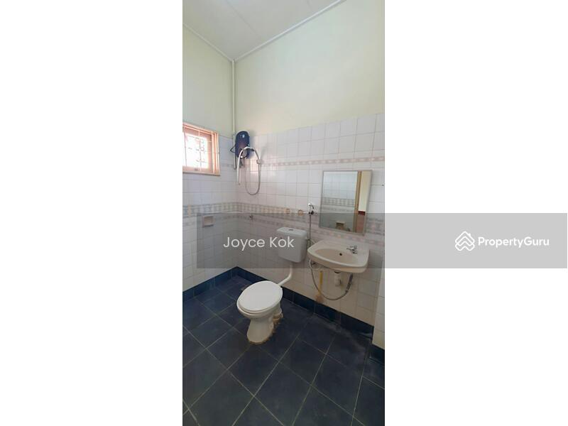 Untuk Dijual - USJ 4,Gated guarded, 5 rooms 3 baths, 24x75