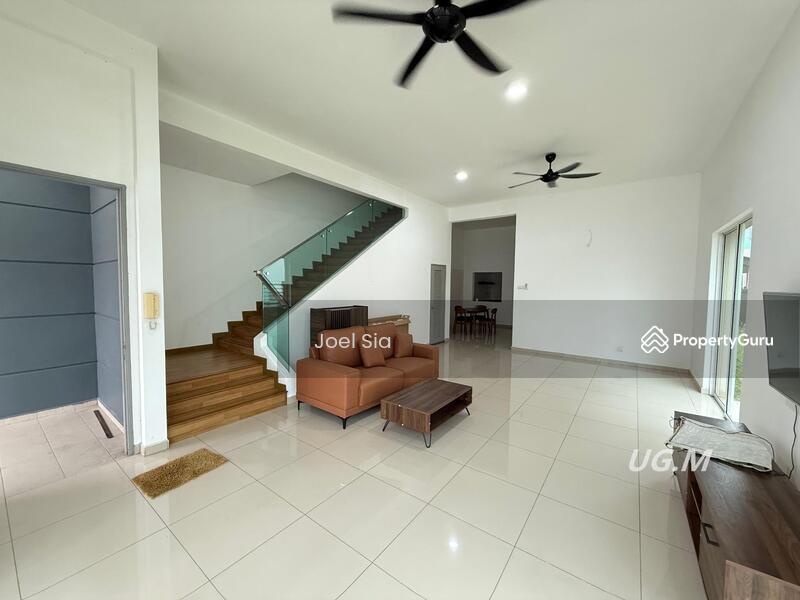 For Rent - Bandar Bestari Double Storey Semi D Cluster Partially Furnished Canary Garden