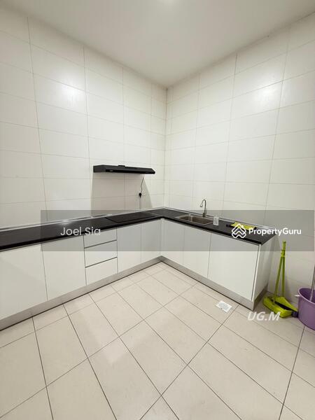 For Rent - Bandar Bestari Double Storey Semi D Cluster Partially Furnished Canary Garden