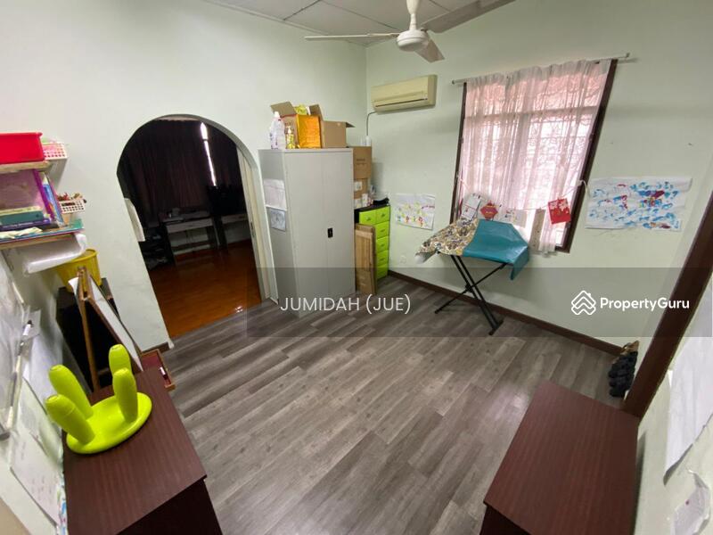 Bungalow Double Storey Ss3 Kelana Jaya Petaling Jaya 
