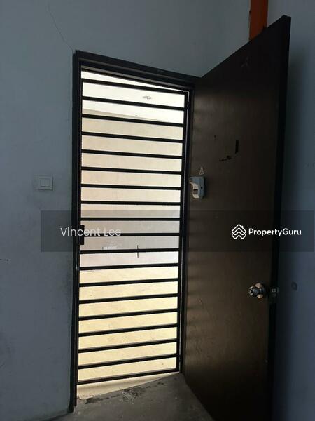 For Rent - Level 2 Shop Lot for Rent at Bandar Seri Putra