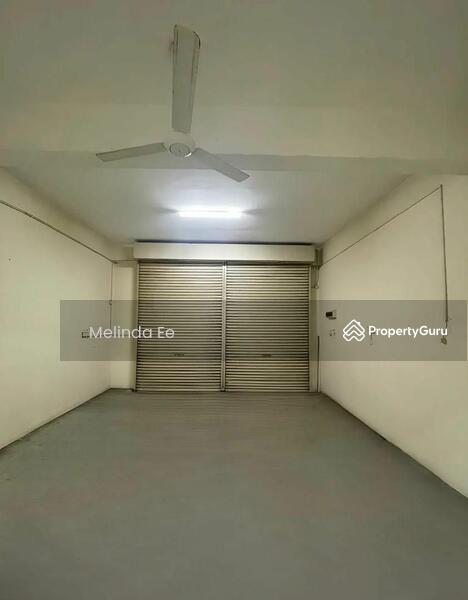Untuk Dijual - Kulai Bandar Putra Nice Design 2 Storey Shoplot/Office Hot Area