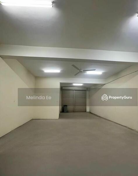 Untuk Dijual - Kulai Bandar Putra Nice Design 2 Storey Shoplot/Office Hot Area