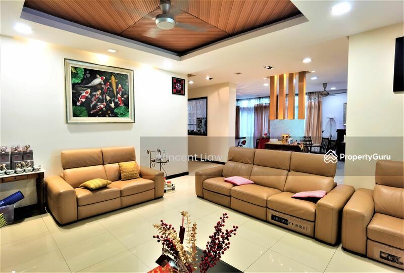 For Sale - Semi-Detached House at Tropicana
