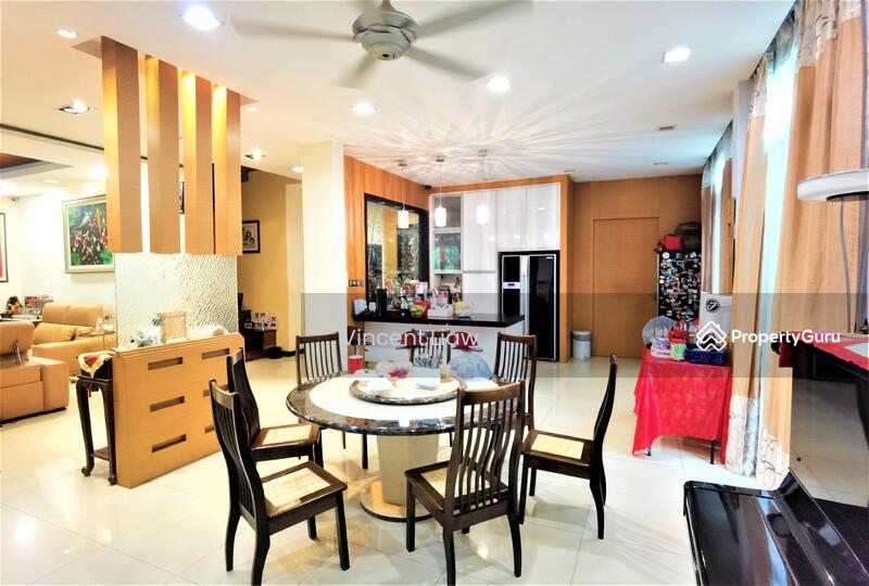 For Sale - Semi-Detached House at Tropicana