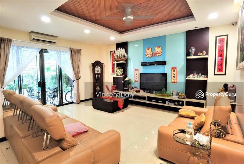 For Sale - Semi-Detached House at Tropicana