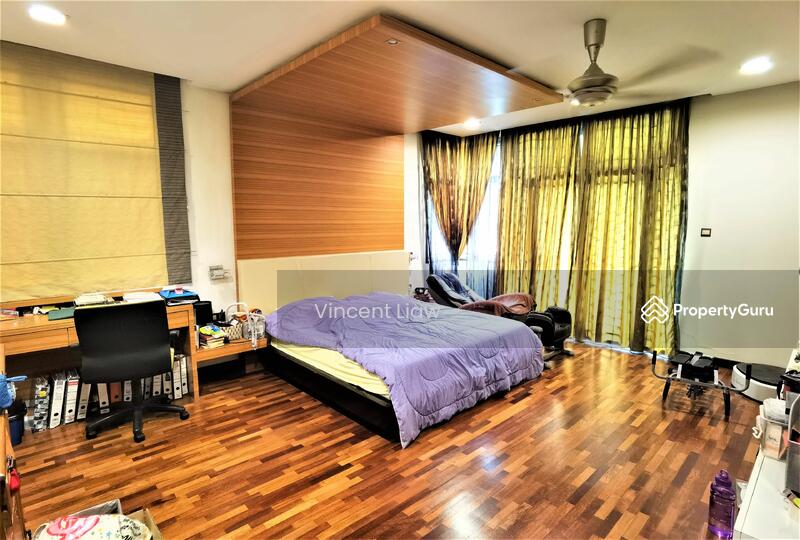 For Sale - Semi-Detached House at Tropicana