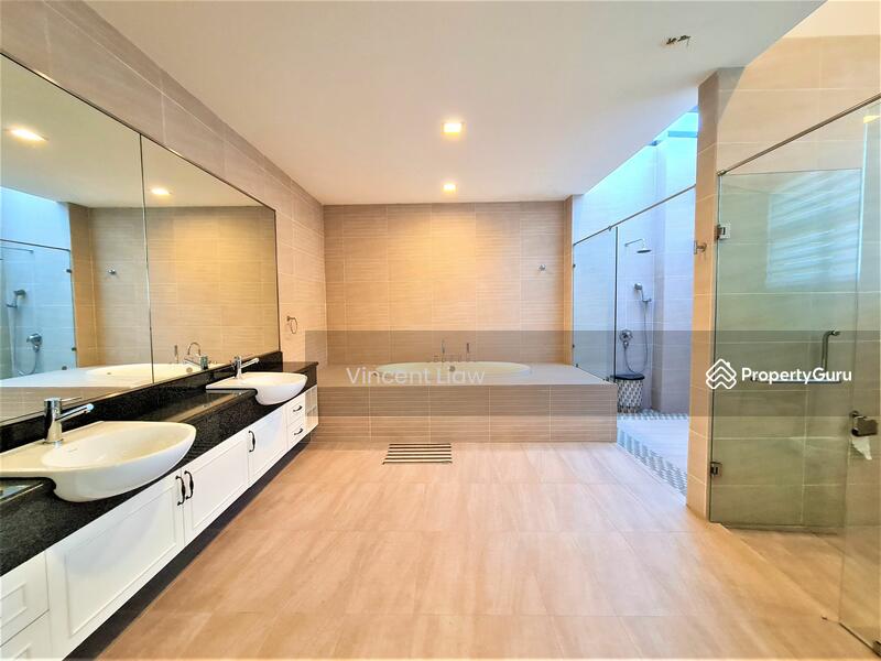 For Sale - Semi-Detached House at Tropicana