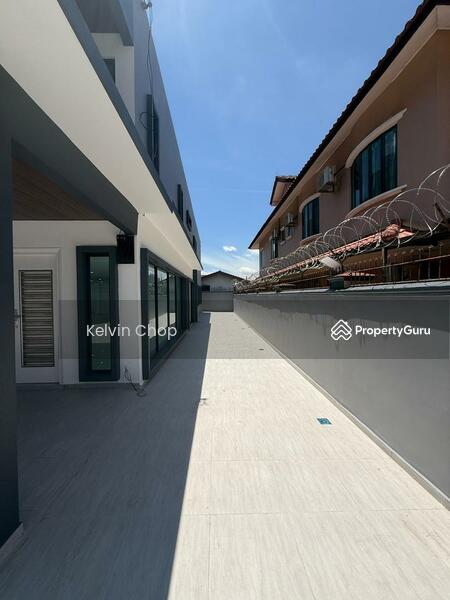 Untuk Dijual - Kebun Teh Corner Bungalow Near CIQ @ Pelangi
