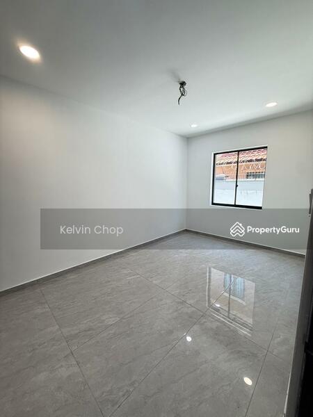 Untuk Dijual - Kebun Teh Corner Bungalow Near CIQ @ Pelangi