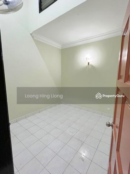 Untuk Disewa - taman rinting tamans rintings