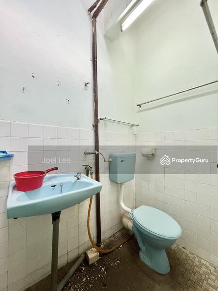 Bathroom 2