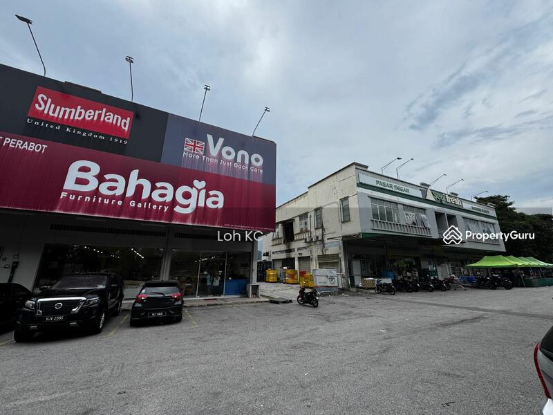 For Rent - Ampang Waterfront Ground Floor Shop Corner For Rent