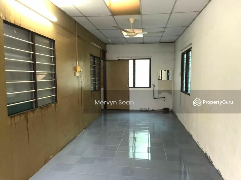 For Sale - TINGKAT SUNGAI GELUGOR