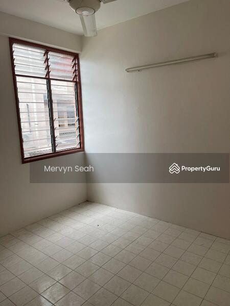 For Sale - TAMAN TUNAS MUDA