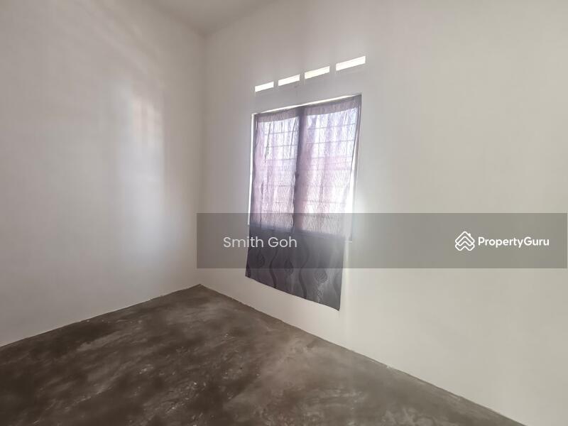 For Sale - Taman Ria Sri Lalang @ Kluang 2 Storey Low Cost Corner Cash Back Rm 100k~