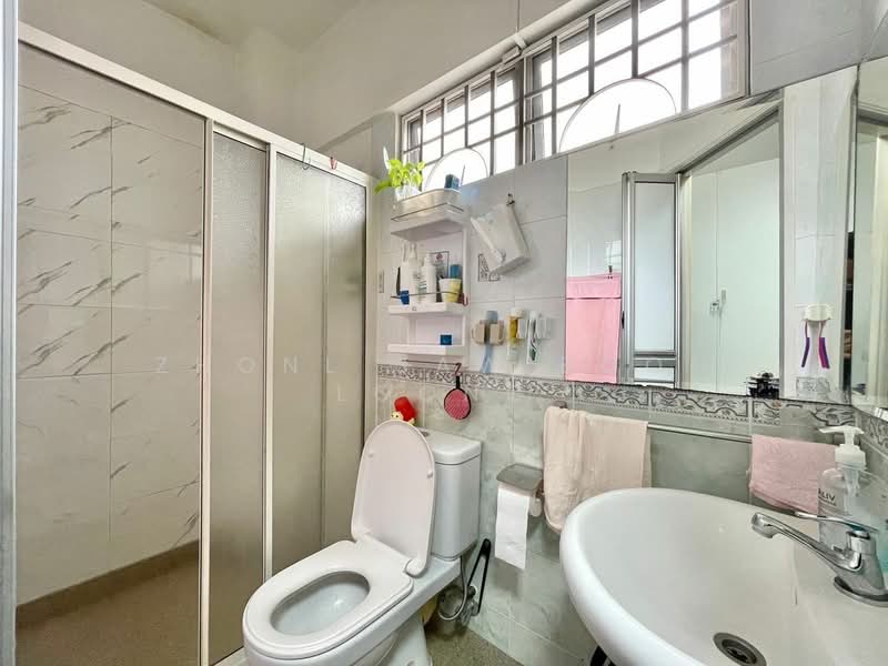 Rumah Teres 2 Tingkat untuk Dijual di Sungai Ara (Penang) - Zhonl Saw Boon Loong - Bathroom - PropertyGuru.com.my