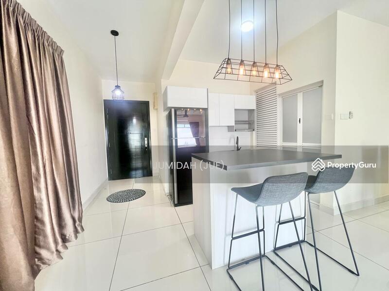 Partially Furnished Saville The Park, Bangsar with 4 parking lot.