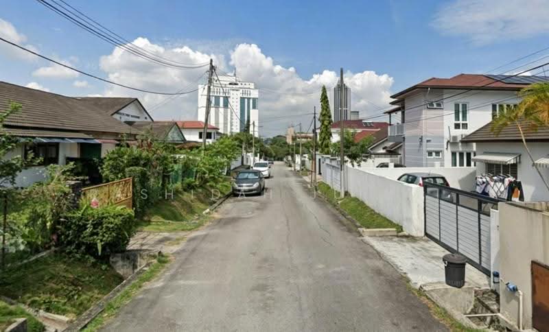 Bungalow House for Sale in Seksyen 16 (Petaling Jaya) - Rashidah Juremi - Exterior - PropertyGuru.com.my