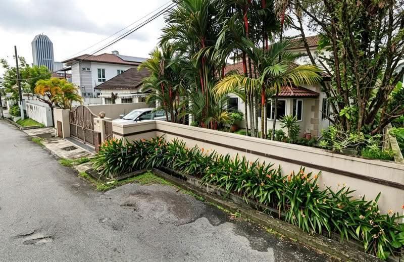 Bungalow House for Sale in Seksyen 16 (Petaling Jaya) - Rashidah Juremi - Exterior - PropertyGuru.com.my