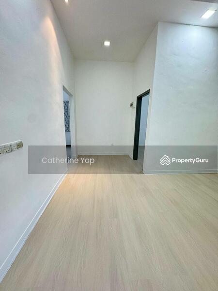 For Sale - Taman Perling, Single Storey Terrace House End Lot for Sale