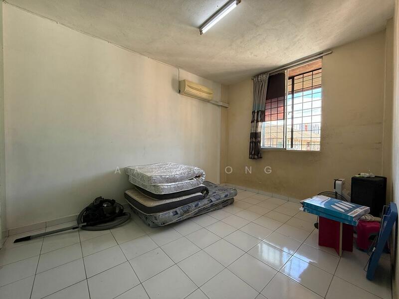 For Rent - Rampai Court