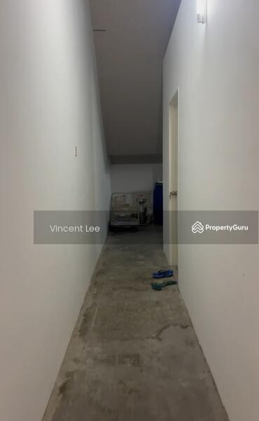 For Rent - 3sty Corner Shop Lot for Rent at Putra Heights