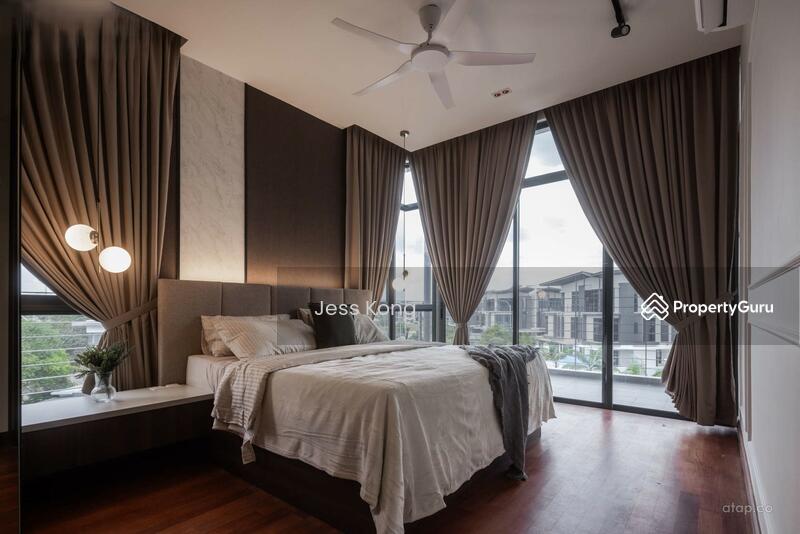 For Sale - S2 Height Semid/Cluster Semid 20ft extra landed facing golf view, Own swimming pool
