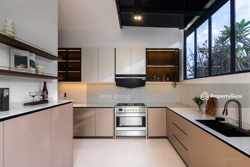 For Sale - S2 Height Semid/Cluster Semid 20ft extra landed facing golf view, Own swimming pool