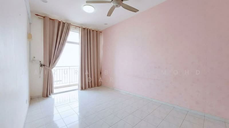 1-storey Terraced House for Sale in Seksyen 30 (Shah Alam) - Maizura binti Mohd Darus - Balcony - PropertyGuru.com.my