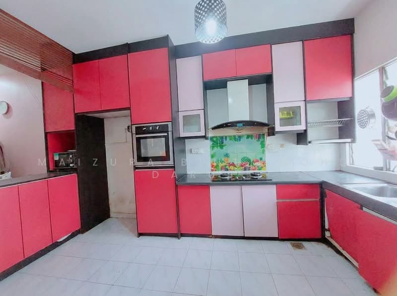1-storey Terraced House for Sale in Seksyen 30 (Shah Alam) - Maizura binti Mohd Darus - Kitchen - PropertyGuru.com.my