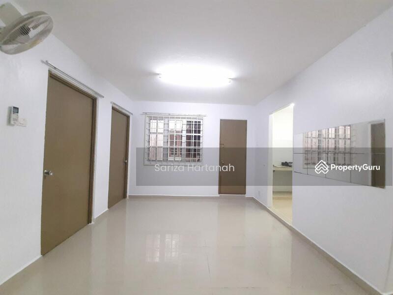 For Sale - Kelumpuk Dahlia / Melati