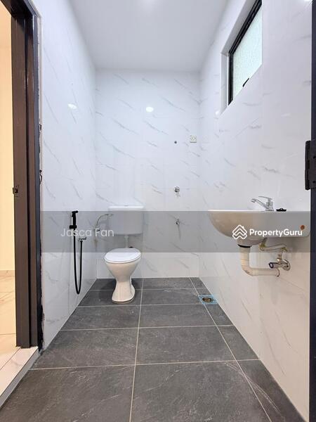 Rumah Teres 2-Tingkat untuk Dijual di Nusantara Prima (Gelang Patah) - Jasca Fan - PropertyGuru.com.my